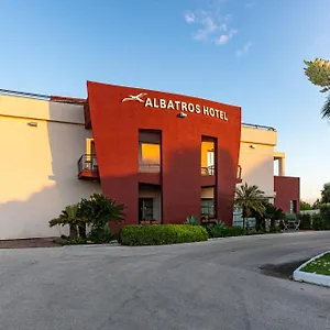 Albatros Syracuse